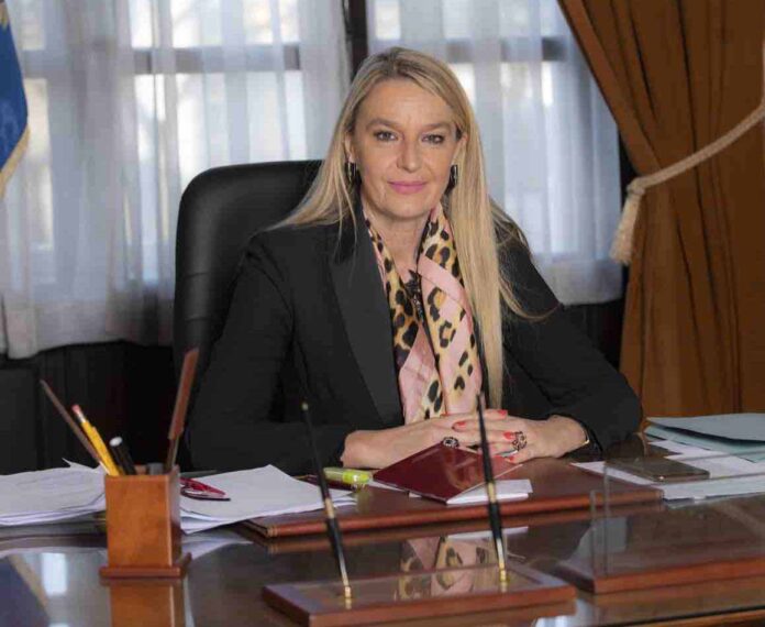 Sottosegretario-alla-Difesa-Senatrice-Stefania-Pucciarelli-1