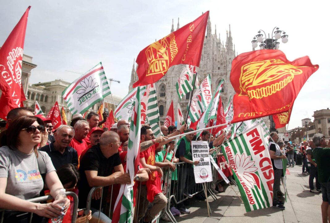 Lavoro, maggioranza spaccata sul blocco dei licenziamenti. Sindacati attaccano: “Sarà tsunami sociale” Lavoro, maggioranza spaccata sul blocco dei licenziamenti. Sindacati attaccano: “Sarà tsunami sociale”