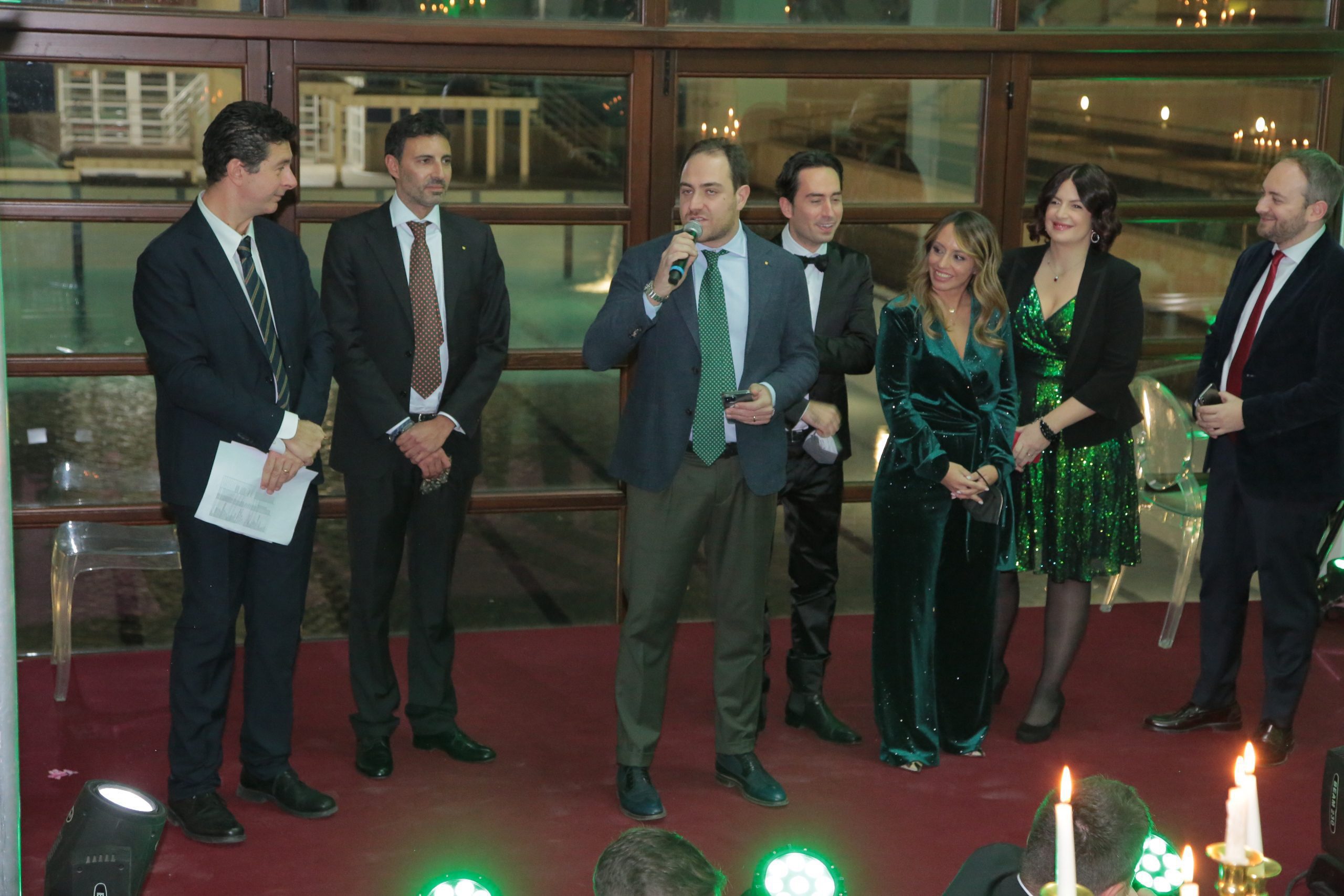 I Giovani Imprenditori di Unione industriali Napoli scelgono “Uniti nel Cuore” per la sostenibilità dei meno fortunati 1 2 gruppo lavoro scaled