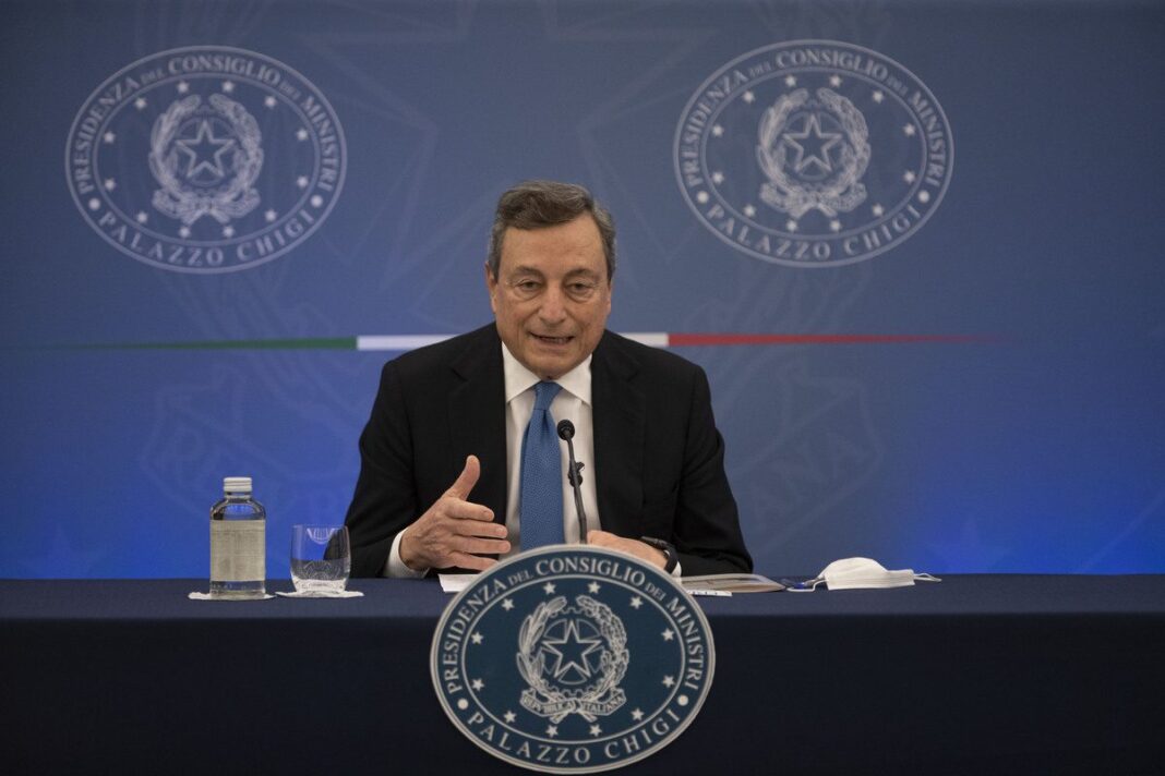 Ucraina, Draghi: “Sanzioni funzionano, l’Europa sarà indipendente dal gas russo” Ucraina, Draghi: “Sanzioni funzionano, l’Europa sarà indipendente dal gas russo”