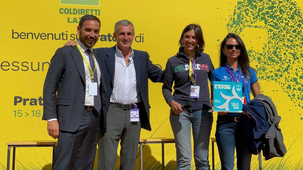 Premiati a Rocca di Papa i progetti innovativi di otto giovani imprenditori agricoli del Lazio 1 David Granieri Marco Di Paola Sara Paraluppi 1