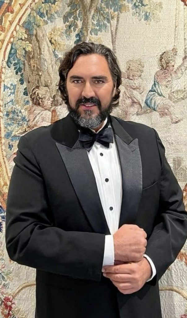 Grande successo del tenore Gianluca Sciarpelletti all’inaugurazione del Palazzo dell’Arte Madlena in Belgrado 1 image1