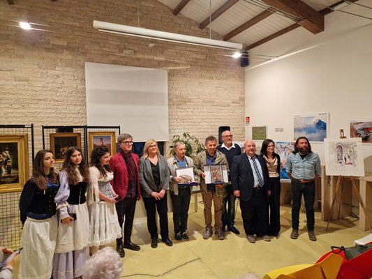 Si è concluso con la premiazione l’evento “Il Sentiero Coleman tra Arte e Pittura” Si è concluso con la premiazione l’evento “Il Sentiero Coleman tra Arte e Pittura”