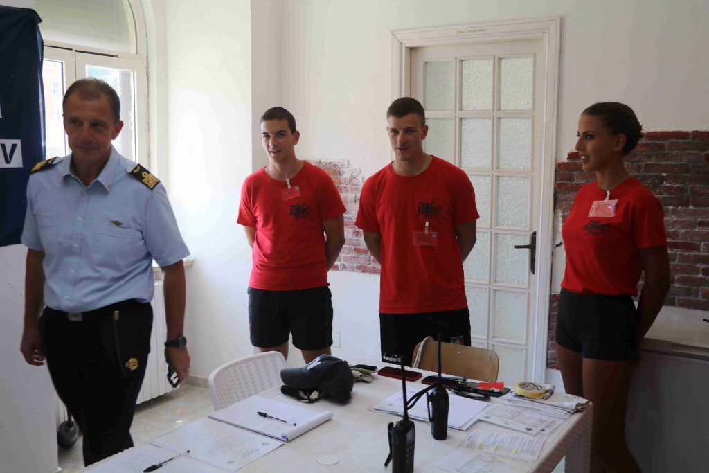 L’Accademia Aeronautica di Pozzuoli “sbarca” a Nisida 2 IMG 6426