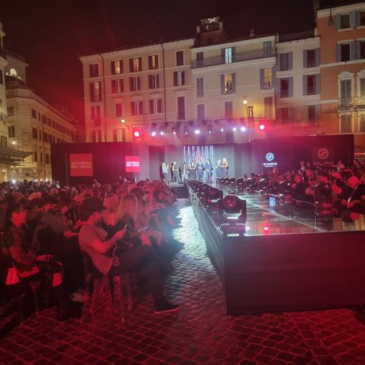 Roma, Piazza di Spagna si è illuminata per 'Fashion & Talents' 2 jhHWBBK36ARG