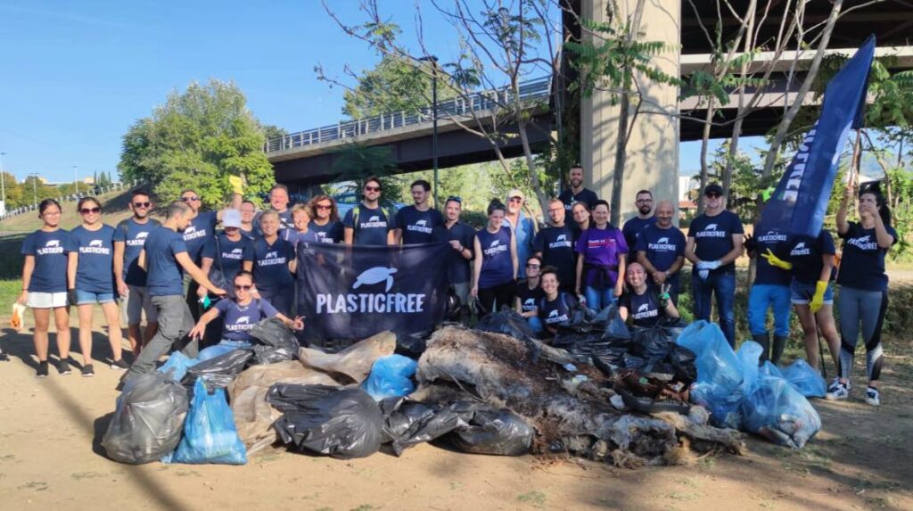 LAZIO: NEL WEEKEND RACCOLTE 11,6 TONNELLATE DI PLASTICA E RIFIUTI 2 PF Sea e Rivers10
