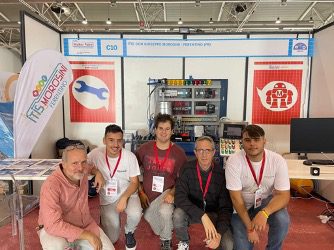 TRIONFO DELL’ITIS “M.O.V.M. DON GIUSEPPE MOROSINI” AL MAKER FAIRE 2023 1 Senza titolo 1