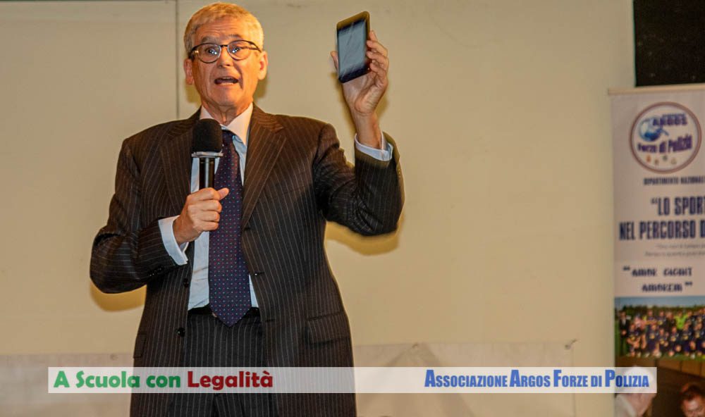 ARGOS Associazione Forze di Polizia - A Scuola con Legalità - "Percorso Buone Azioni" 9 2N3A1175