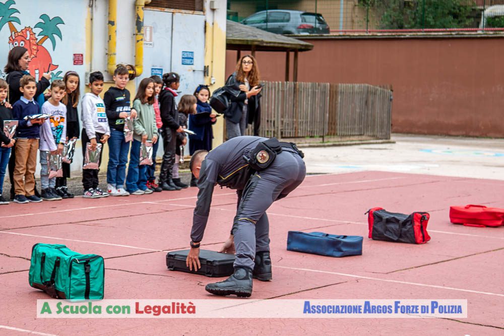 ARGOS Associazione Forze di Polizia - A Scuola con Legalità - "Percorso Buone Azioni" 15 2N3A1295