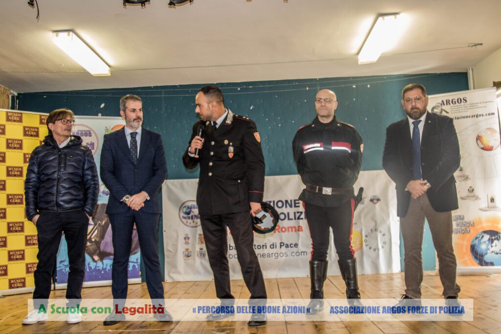 A Scuola con Legalità - L' Associazione ARGOS incontra le scuole 4 A
