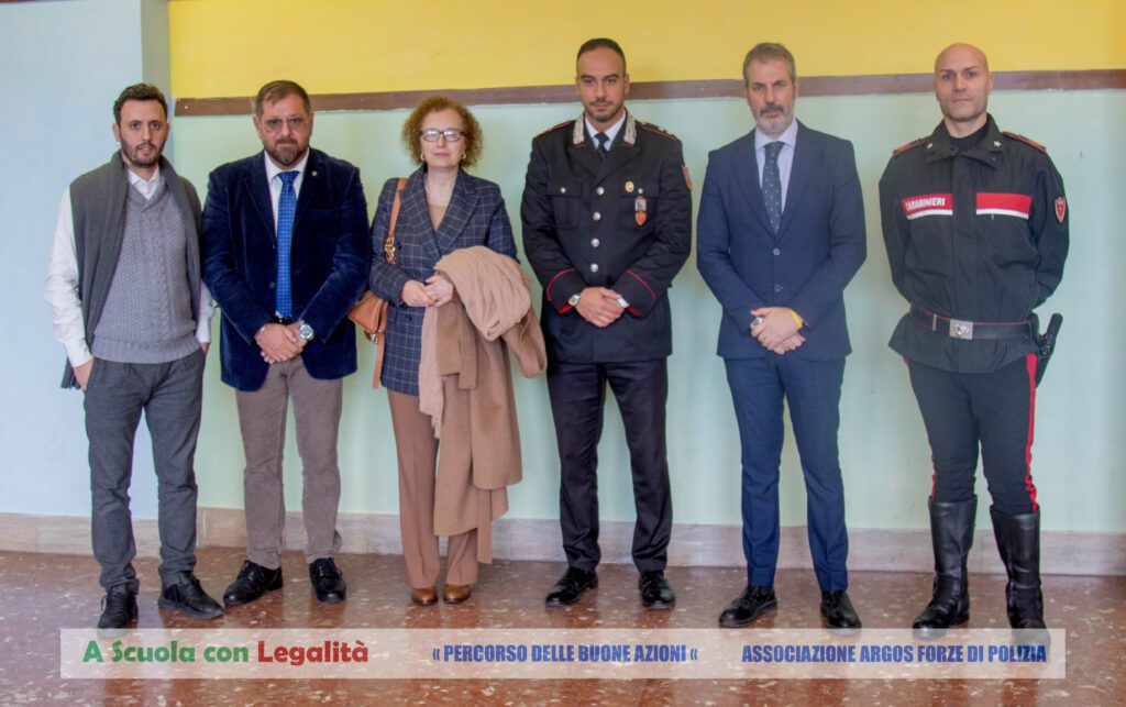 A Scuola con Legalità - L' Associazione ARGOS incontra le scuole 7 H
