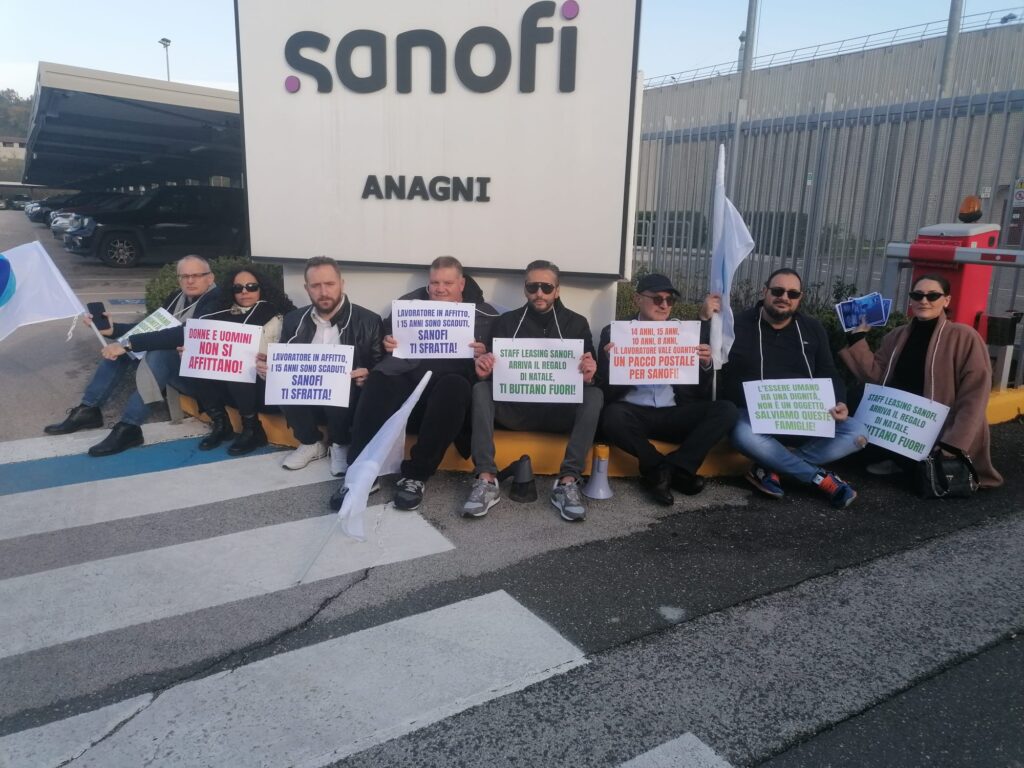 Lavoratori in staff leasing: nuova protesta dell'UGL Chimici davanti ai cancelli Sanofi di Anagni 2 WhatsApp Image 2023 12 01 at 14.34.08