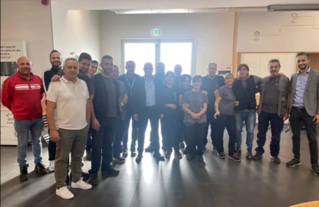 ELEZIONI RSU/RLS AZIENDA APLEONA FROSINONE: RISULTATO STRAORDINARIO PER L'UGL 1 squadra Apleona 2