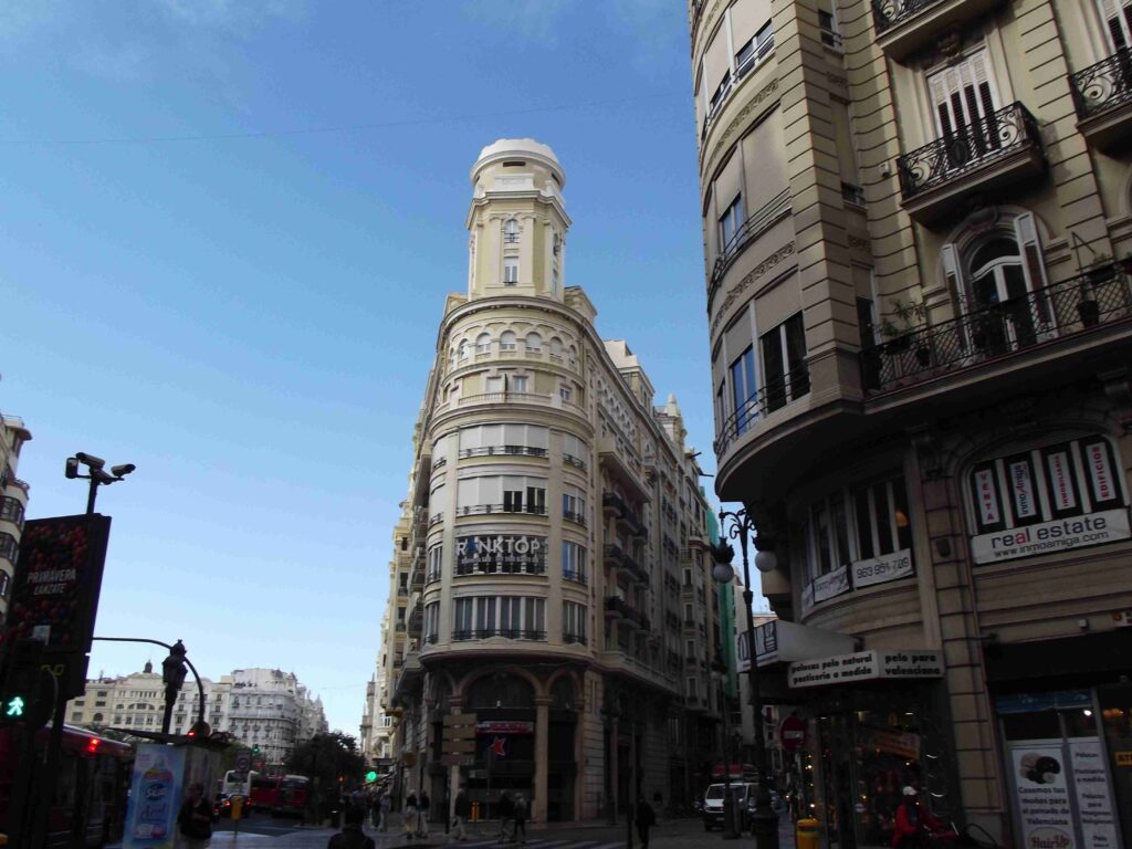 La Commissione Europea ha proclamato Valencia Capitale Verde Europea 2024 1 architettura moderna