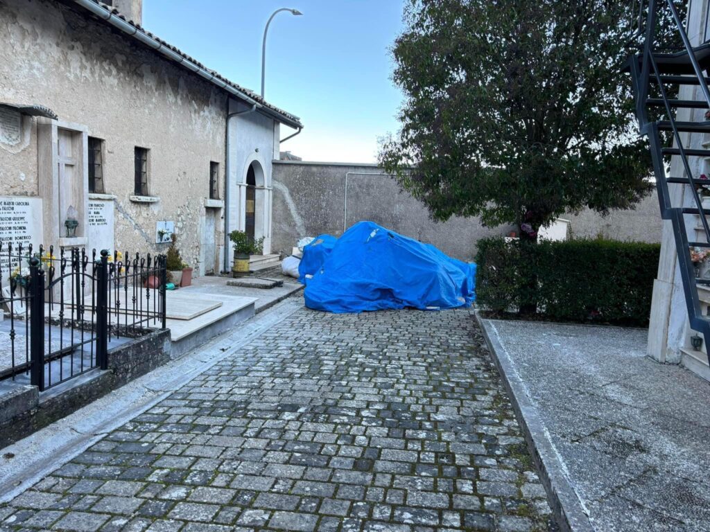 CIMITERO DI LEONESSA, PACIUCCI: “ESECUZIONE DEI LAVORI AL LIMITE DELLA SICUREZZA SANITARIA” 1 image 123650291