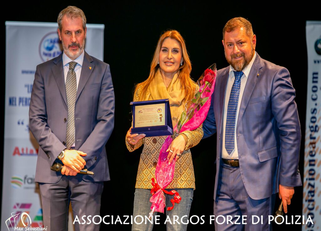 ARGOS a Scuola con Legalità - Giornata Mondiale contro il Bullismo - Con la straordinaria partecipazione della Fanfara, dei Reparti Cinofili - Artificeri della Polizia di Stato 18 20240207 UNA GRASSA DOMENICA 0706