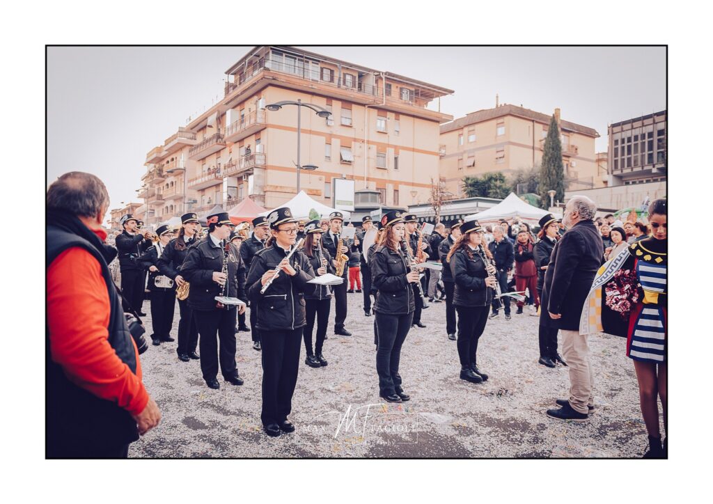 Carnevale Fontenovese 2024 - Grande successo di presenze - sfilata carri e gruppi mascherati - #carnevalefontenovese 4 424768844 10229862828502499 3435122302943539776 n