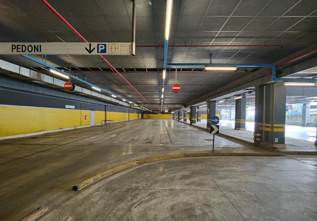 RIAPRE AL PUBBLICO SETTORE B PARCHEGGIO SCAMBIO LAURENTINA 1 Laurentina1