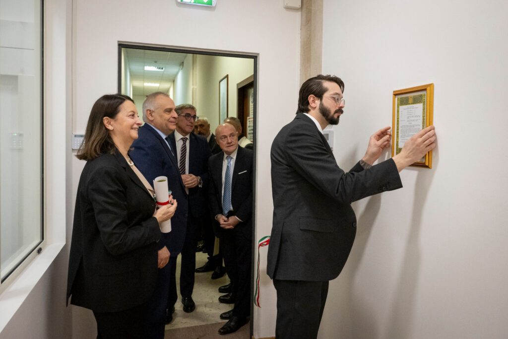 INAUGURAZIONE ED INTITOLAZIONE AL DIRIGENTE GENERALE DELLA POLIZIA DI STATO DOTT. ANDREA CARIDI DEI NUOVI LOCALI REALIZZATI PRESSO IL SERVIZIO CENTRALE DI PROTEZIONE DEL DIPARTIMENTO DELLA PUBBLICA SICUREZZA 2 caridi 3