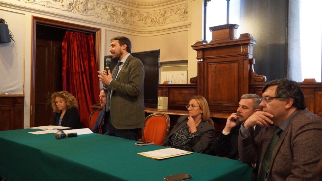 Rieti prima a firmare la Convenzione con la Regione Lazio per l’esercizio delle funzioni urbanistiche 1 WhatsApp Image 2024 03 20 at 18.33.37