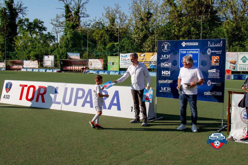 CALCIO di RIGORE - Calcio delle Buone Azioni ARGOS Soccer Team Forze di Polizia - Grande Successo al "Domenico Mammoliti" 4 IMG 0105