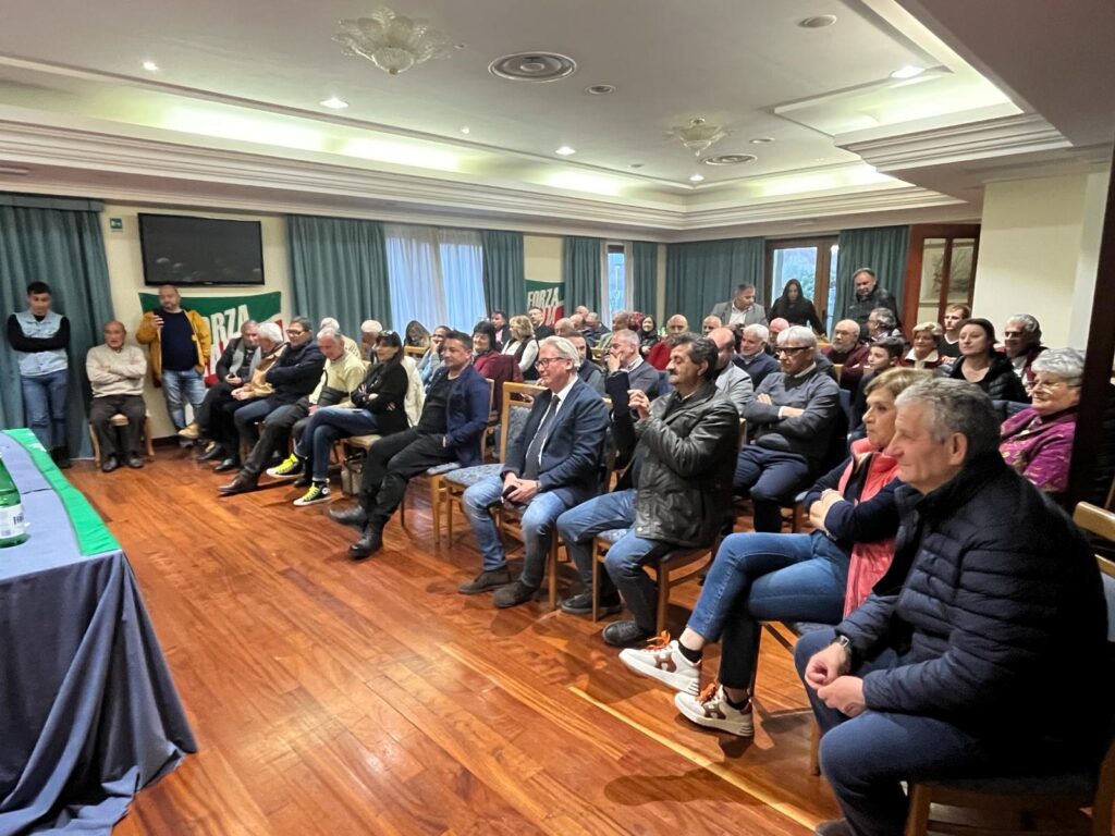 Fiuggi: bagno di folla per l’incontro con Forza Italia 1 PHOTO 2024 04 04 13 09 41 2