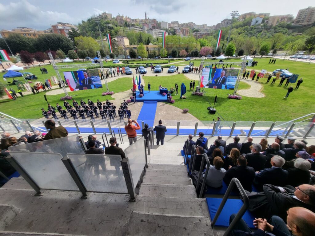 Partecipazione di Gianluca Quadrini alla Celebrazione dei 172 Anni della Fondazione della Polizia di Stato 1 PHOTO 2024 04 10 11 52 29