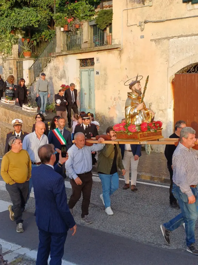 ROCCASECCA, CELEBRATA LA RICORRENZA DEL SANTO PATRONO: SAN PIETRO MARTIRE 2 c97457d2d655dfe449e4810a85db0b17 1714461308158 5.webp
