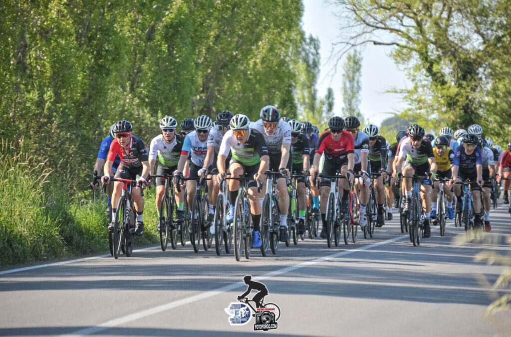Ciclismo Opes, Dell’Aguzzo e Piersanti vincono il trofeo Emme 2 Erre 1 foto gara