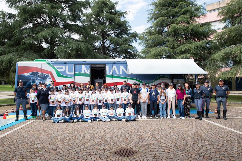 ISTITUTO PER SOVRINTENDENTI DELLA POLIZIA DI STATO DI SPOLETO: CERIMONIA DI PREMIAZIONE DELLA 7^ EDIZIONE DEL CONCORSO “PRETENDIAMO LEGALITA’” 2 WhatsApp Image 2024 05 28 at 15.35.14 1