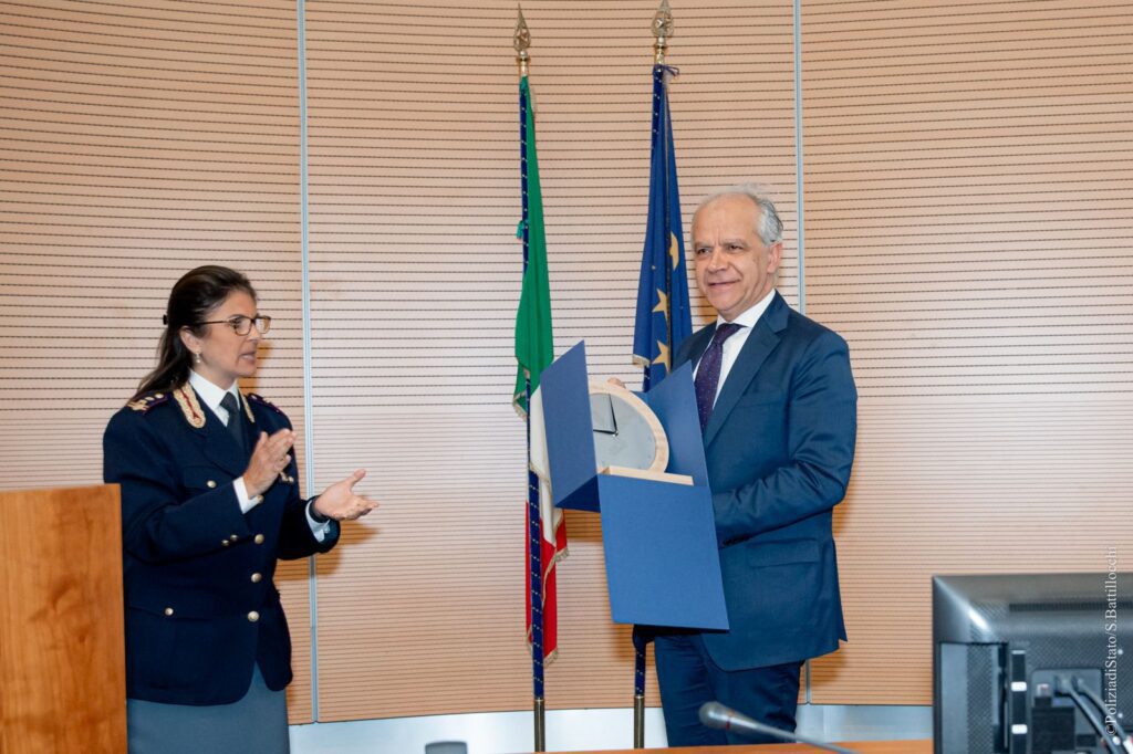 Decennale del progetto educativo in ambito ferroviario “Train…to be cool” Tavola rotonda alla presenza del Ministro dell’Interno Matteo Piantedosi 1 foto 2