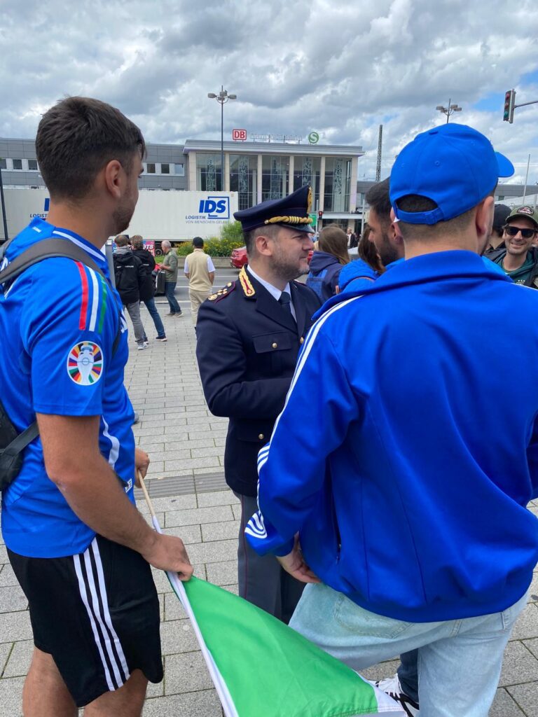 La Polizia di Stato agli Europei 2024 in Germania con l'Ufficio mobile per fornire assistenza ai numerosi italiani che seguono la Nazionale di calcio 1 WhatsApp Image 2024 06 15 at 14.55.383