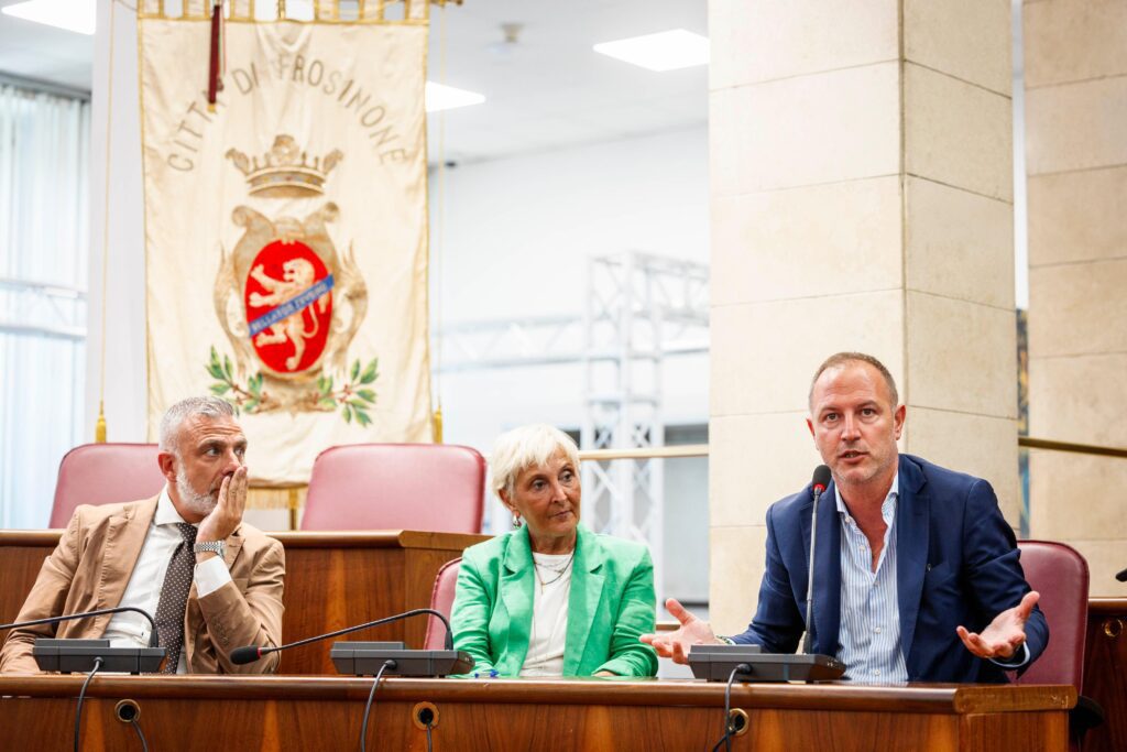 STRATEGIE TERRITORIALI DI FROSINONE,VIA LIBERA AI PRIMI 9 MILIONI E MEZZO DI EURO PER 10 PROGETTI 2 Strategie territoriali Frosinone 10