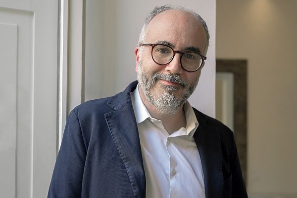 Valdrada Teatro torna a settembre con ‘LE CITTA' POSSIBILI 2024’ 2 Christian Raimo Intel Letture Scuola e resistenza Citta Possibili 2024 ph.Dino Ignani