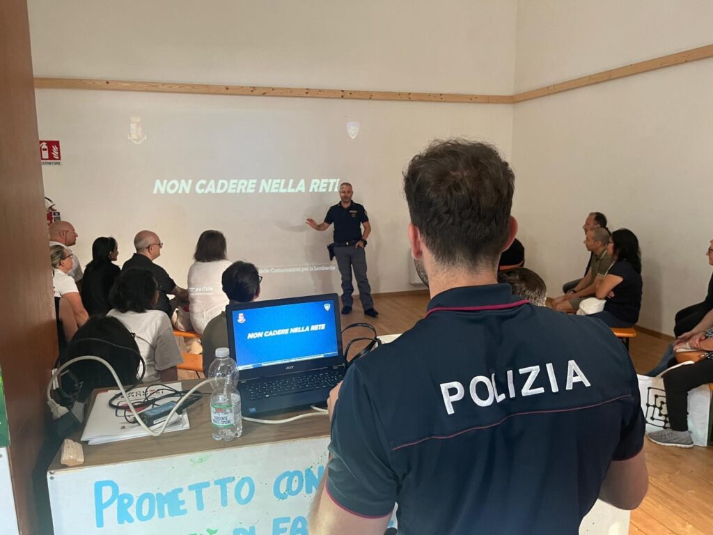 CYBERSUMMER LA POLIZIA POSTALE INCONTRA I RAGAZZI E I BIMBI DEI CENTRI ESTIVI E DEGLI OSOEDALI 1 fotoroma4