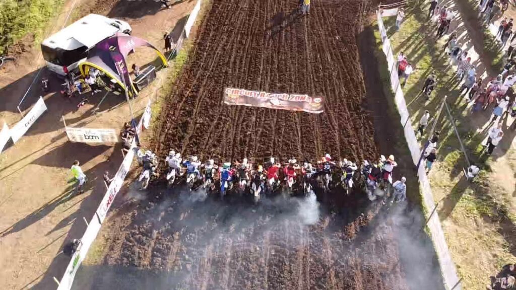 Grande successo per la seconda esibizione di motocross a Roccasecca 2 IMG 20241016 WA0005