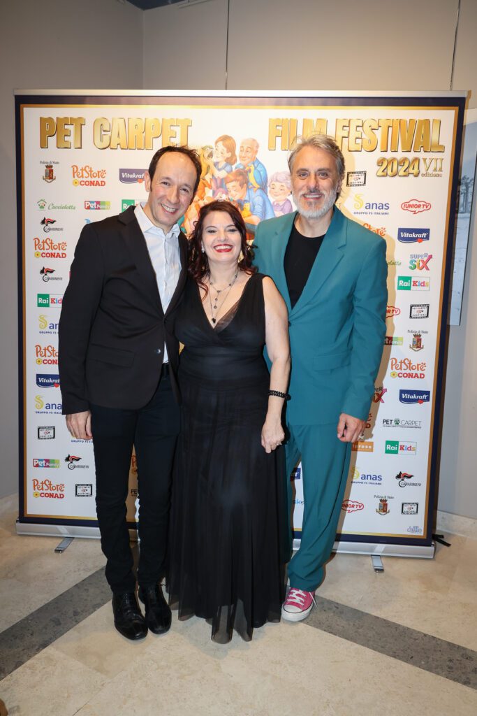 Code scodinzolanti, applausi e forti emozioni. Grande successo per la settima edizione del Pet Carpet Film Festival, kermesse cinematografica internazionale e solidale dedicata al mondo animale pet e wild 2 LPU22374