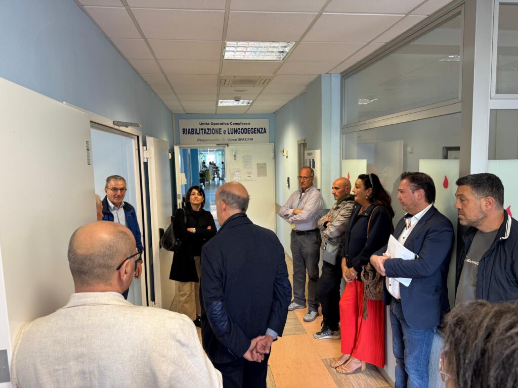 LA PRESIDENTE DELLA COMMISSIONE REGIONALE SANITÀ, ALESSIA SAVOOGGI AL REPARTO DI LUNGODEGENZA E RIABILITAZIONE DELL’OSPEDALE DI ALATRI 1 Ospedale Alatri2