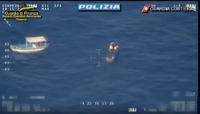 Agrigento: eseguito il fermo di 3 “scafisti” da parte della Polizia di Stato - Guardia di Finanza - Guardia Costiera 1 4 png 1