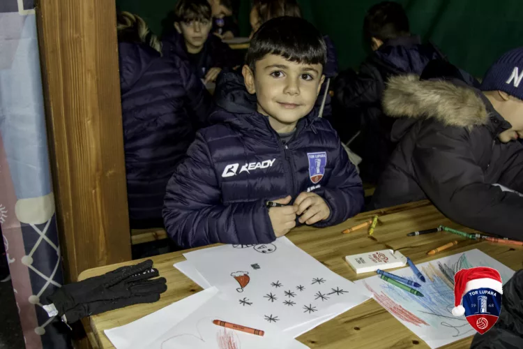 Fonte Nuova - l'Asd Tor Lupara 1968 al Fonte Nuova Christmas con i suoi piccoli calciatori - Il calcio mezzo di aggregazione comunicazione inclusione 2 2N3A8507