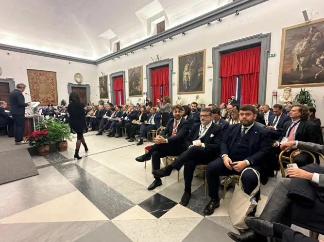 “Il Presidente del Consiglio Provinciale di Frosinone, Quadrini, partecipa alla 35ª Assemblea UPI: “Un confronto strategico per il futuro delle province italiane” 1 PHOTO 2024 12 11 10 37 51