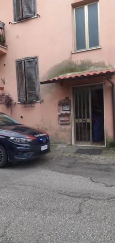 LOTTA AGLI OCCUPANTI ABUSIVI, A FERENTINO OPERAZIONE CONGIUNTA COORDINATA DAI CARABINIERI DELLA STAZIONE FERENTINATE 1 20250123 085026 2