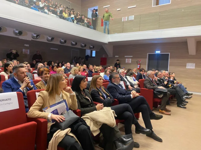 Frosinone prima provincia del Lazio a presentare il progetto “Campioni di vita” contro il bullismo e il disagio giovanile. Presente il Presidente del Consiglio della Provincia di Frosinone 2 PHOTO 2025 02 21 12 09 48