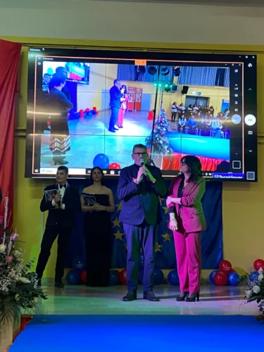 Il Presidente del Consiglio della Provincia di Frosinone, Quadrini, alla serata della moda dell’Istituto San Benedetto: “un trionfo di talento e passione” 1 WhatsApp Image 2025 02 01 at 08.49.42