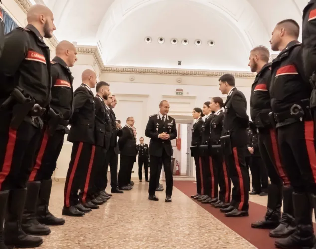 IL COMANDANTE GENERALE DELL’ARMA INCONTRA I CARABINIERI CHE DOMENICA HANNO CONTRIBUITO AL SOCCORSO DEL TURISTA SCOZZESE RIMASTO SOTTO LE MACERIE IN VIA VITELLIA 1 002