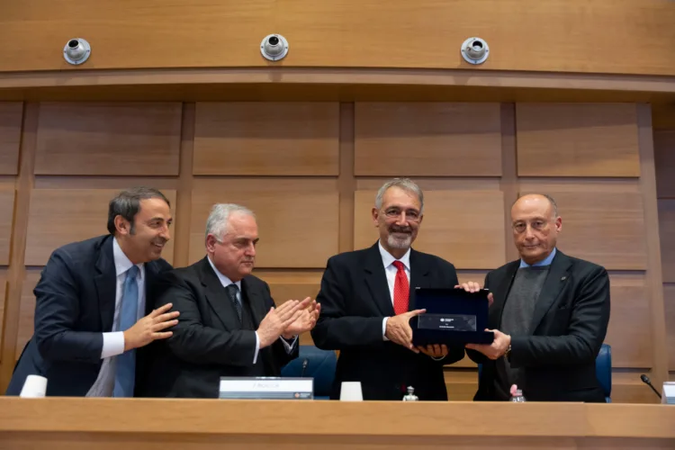 LA REGIONE LAZIO HA OSPITATO LA SOCIETÀ SPORTIVA LAZIO 2 125 anni Lazio 10