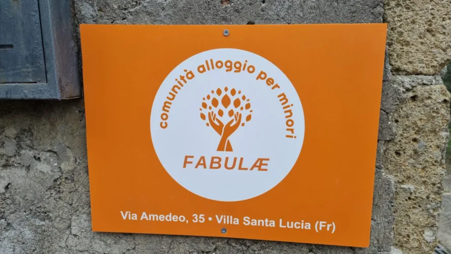 Visita del Presidente del Consiglio Provinciale, Quadrini, alla comunità per alloggio di minori, Fabulae di Villa Santa Lucia: un impegno concreto per il sociale 2 PHOTO 2025 04 02 14 39 43