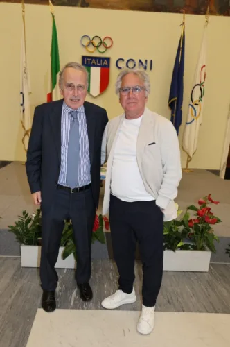 Salone d'Onore del Coni - ASD Tor lupara 1968 riceve il prestigioso premio "Sport e Pace" 4 WhatsApp Image 2025 04 08 at 18.36.11