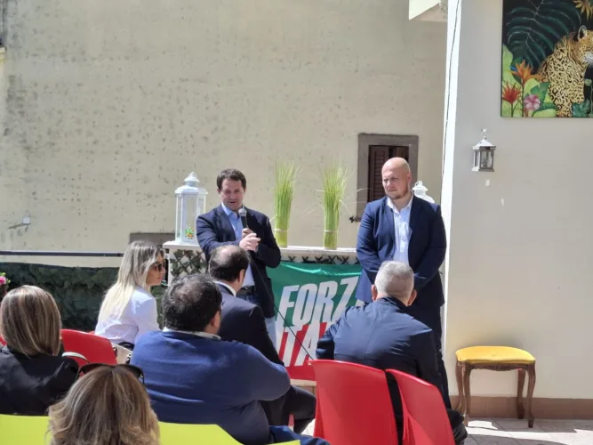 FORZA ITALIA APRE LA STAGIONE CONGRESSUALE A TORRICE: GIAN MARCO CRESCENZI ELETTO COORDINATORE CITTADINO DEL PARTITO 2 Florenzani e Crescenzi