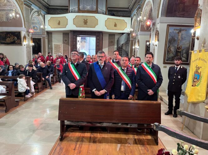 Il Presidente del Consiglio Provinciale di Frosinone, Quadrini, ai festeggiamenti in onore di San Bernardino da Siena a Filettino 2 PHOTO 2025 05 20 01 25 56 2